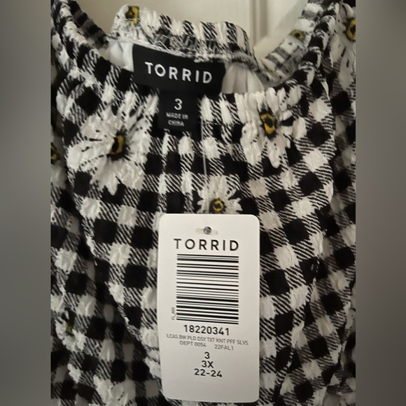 Torrid Mini Puff Sleeved Daisy Skater Dress Size 3 - Picture 2 of 5